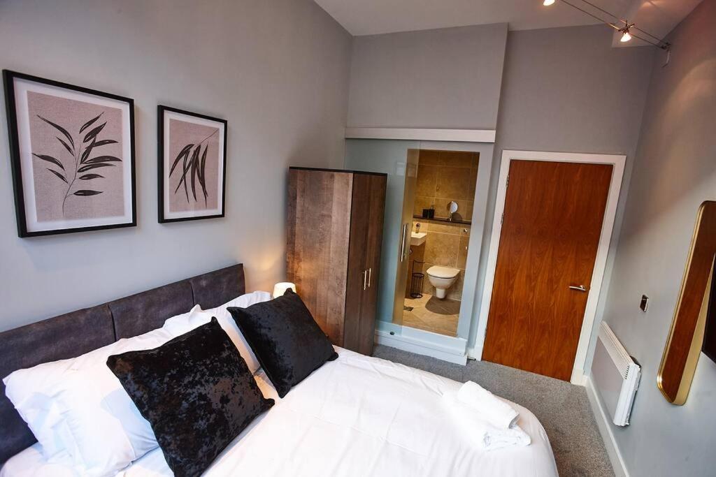 The Diamond Suite Manchester Extérieur photo